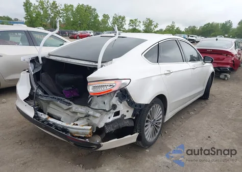 2016 Ford Fusion Titanium z USA, uszkodzony, nr VIN 3FA6P0K96GR103571
